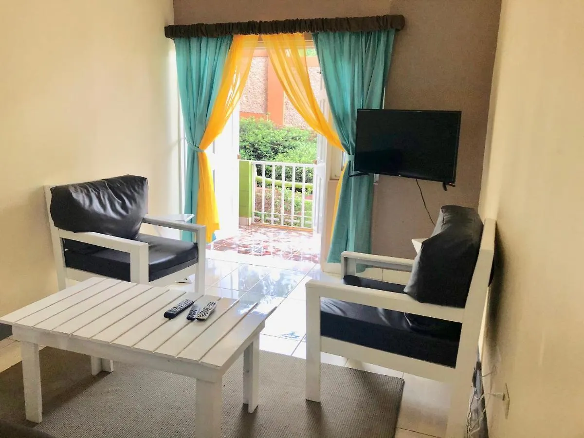 Ferienwohnung Pirate Palms Escape Kingston Apartment